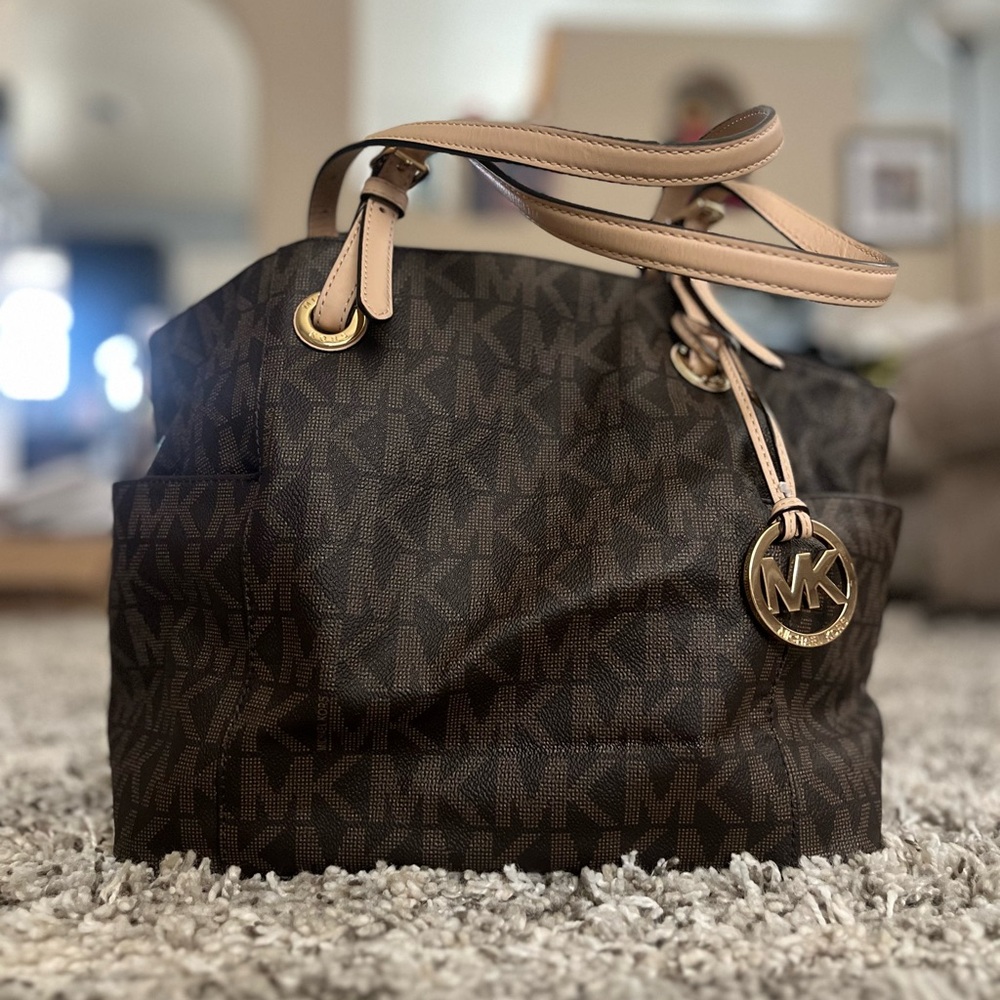 Michael Kors Brown Signature Tote Bag For Everyday Wear